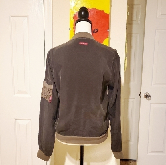 Hard Tail | Green Aviator Bomber - Picture 6 of 7